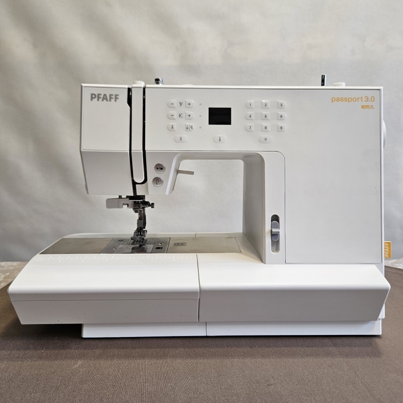 Pfaff Passport 3.0