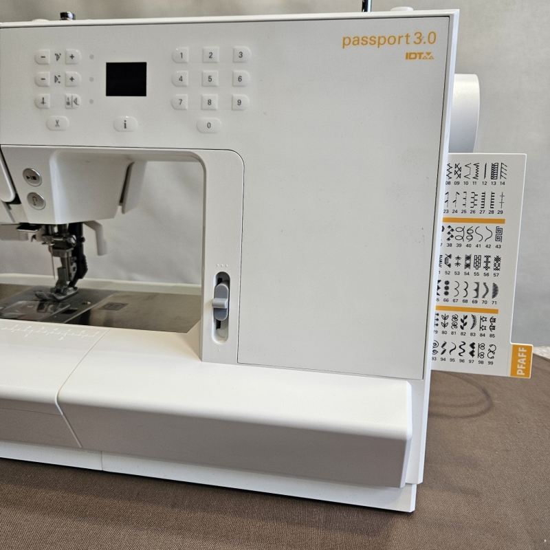 Pfaff Passport 3.0