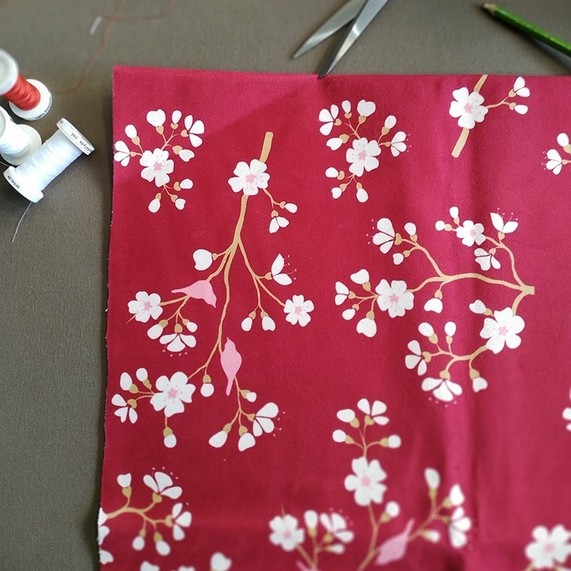 Tissus en velours cerisier rouge