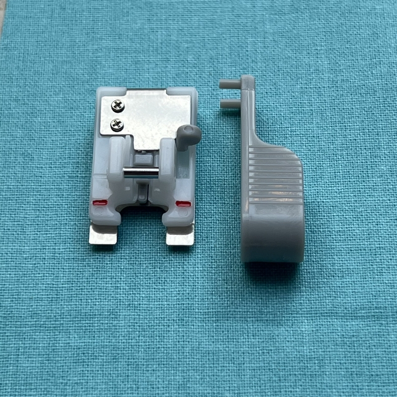 Pied pour pose précise de bouton Husqvarna Viking