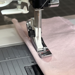 Grand pied passepoil Husqvarna-Viking