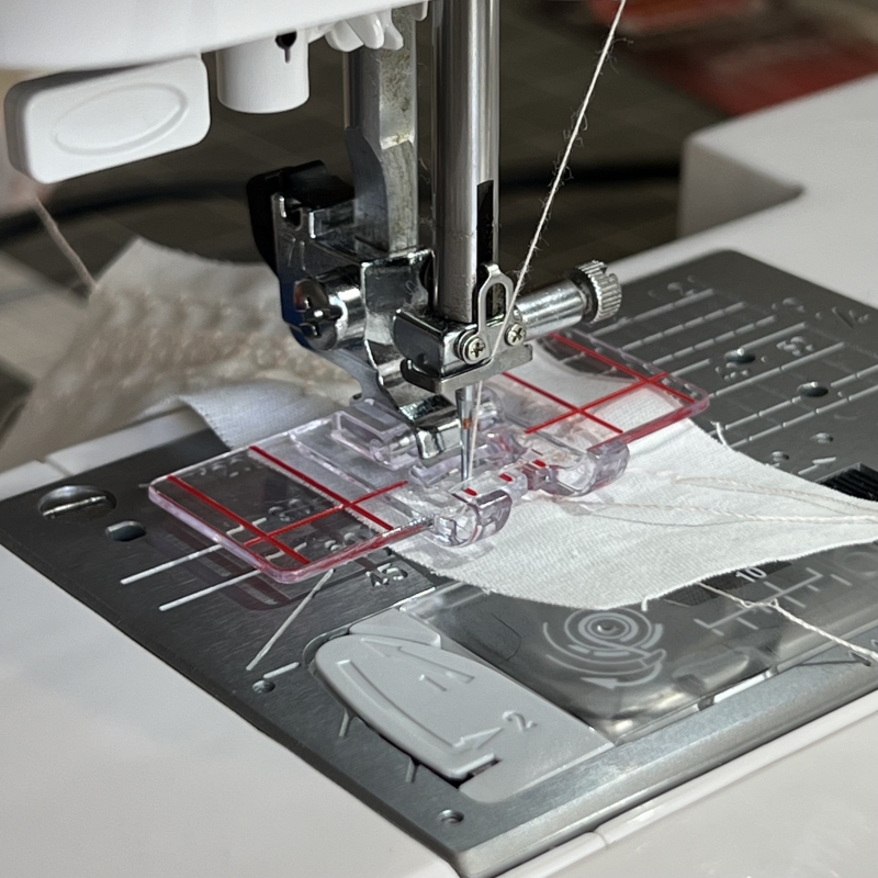 Pied multilignes Janome 9mm