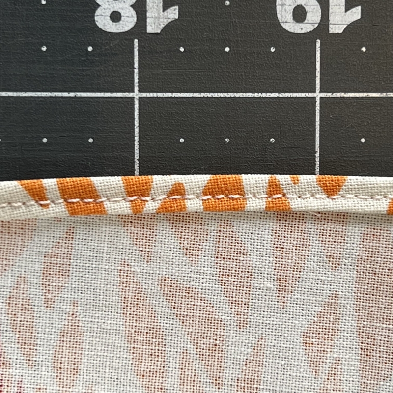 Pied D1 ourlet roulotté 6mm Janome 9mm