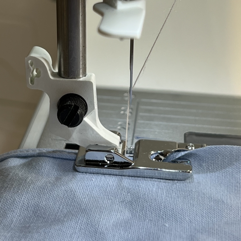 Pied pour ourlet roulé 3 mm Husqvarna Viking