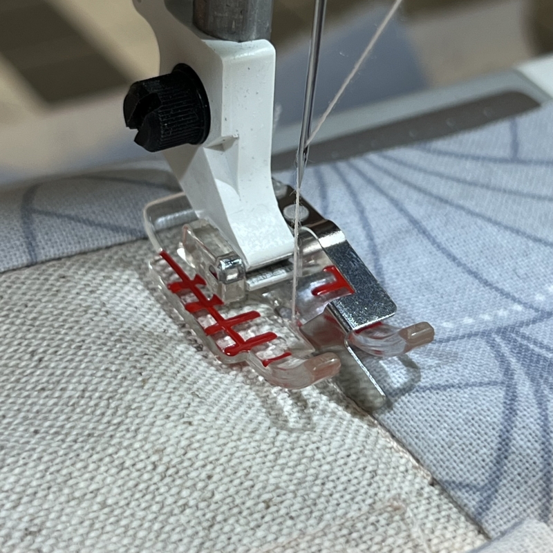 Pied transparent pour piqûre dans la couture Husqvarna Viking