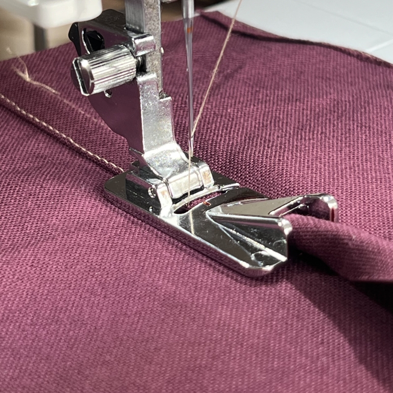 Pied LS coutures rabattues Janome 9mm