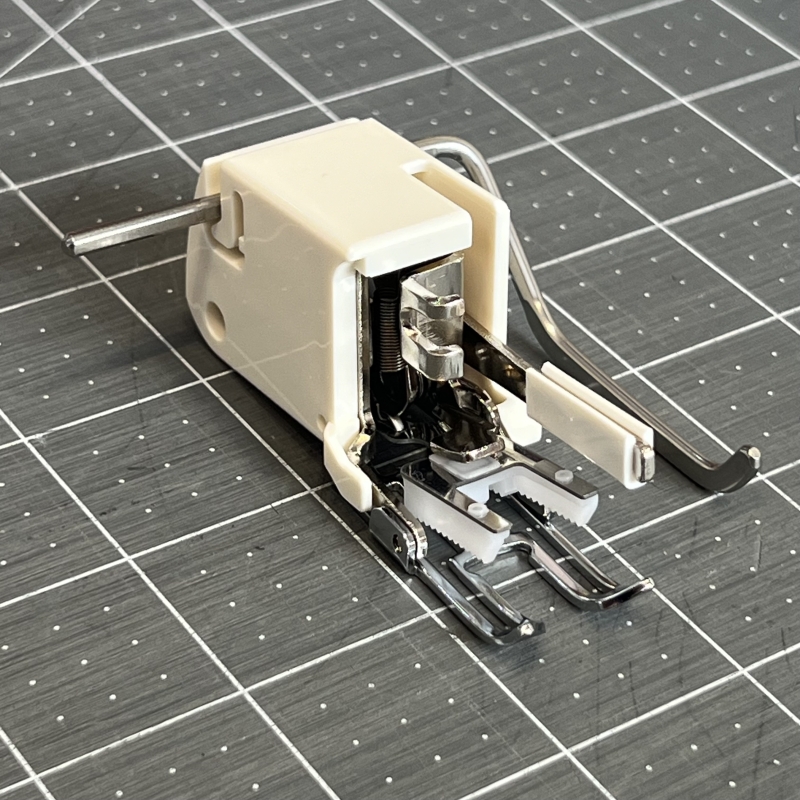 Pied double entraînement Janome bride haute 7mm