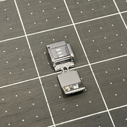 Pied E Janome Fermeture...