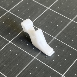 Attache pied de biche...