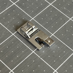 Pied pour ourlet roulé 2 mm Husqvarna Viking