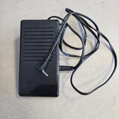 Pédale Brother NV5