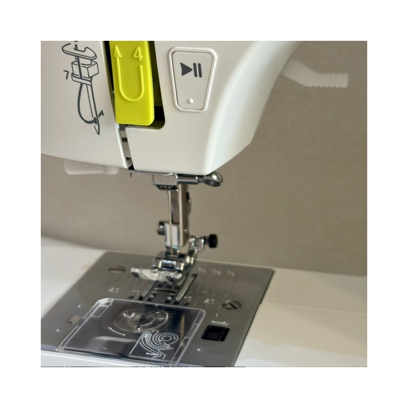 machine à coudre électronique