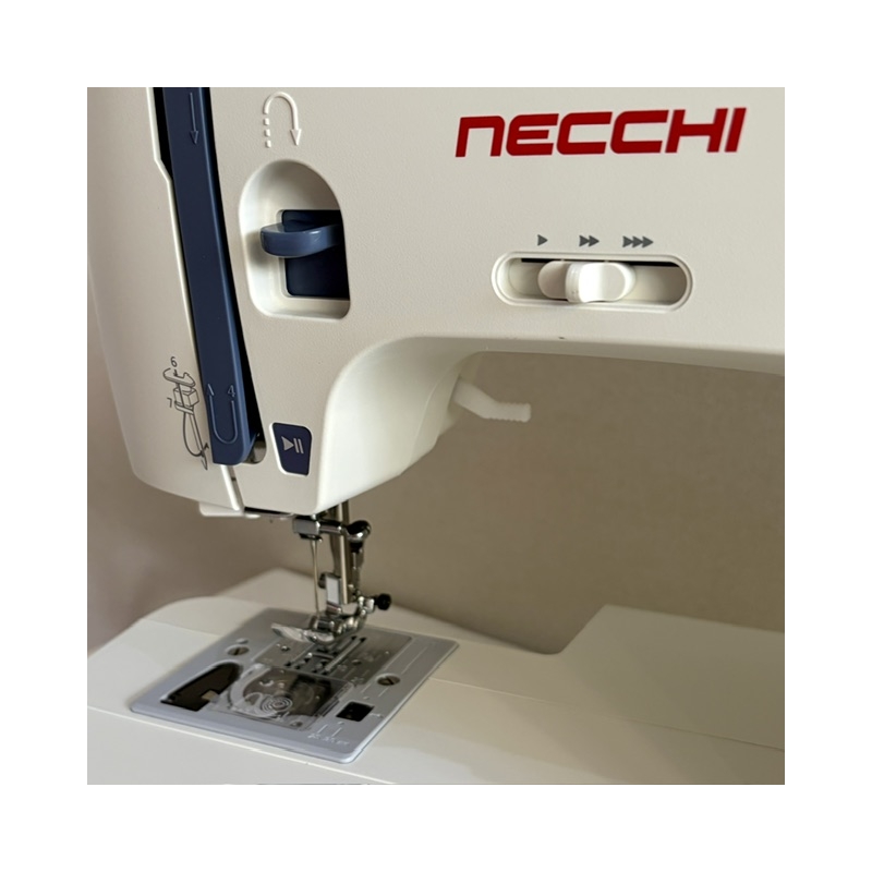 machine à coudre électronique