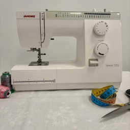 Machine à coudre Sewist 725 Janome