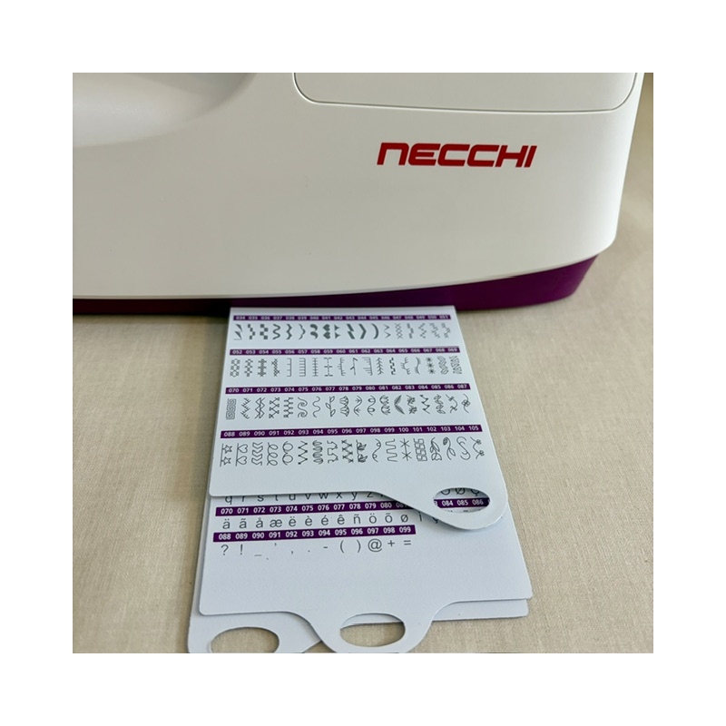 Machine à coudre Necchi NC-204D
