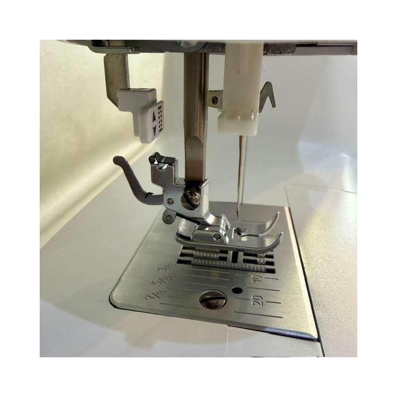 Machine à coudre K-132D