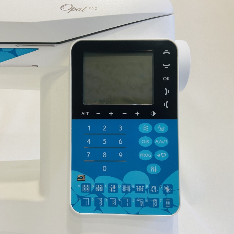 Machine à coudre Husqvarna Opal 650