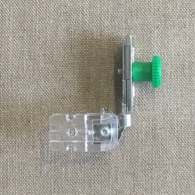Pied zip invisible et passepoil Janome 5 et 7mm bride basse
